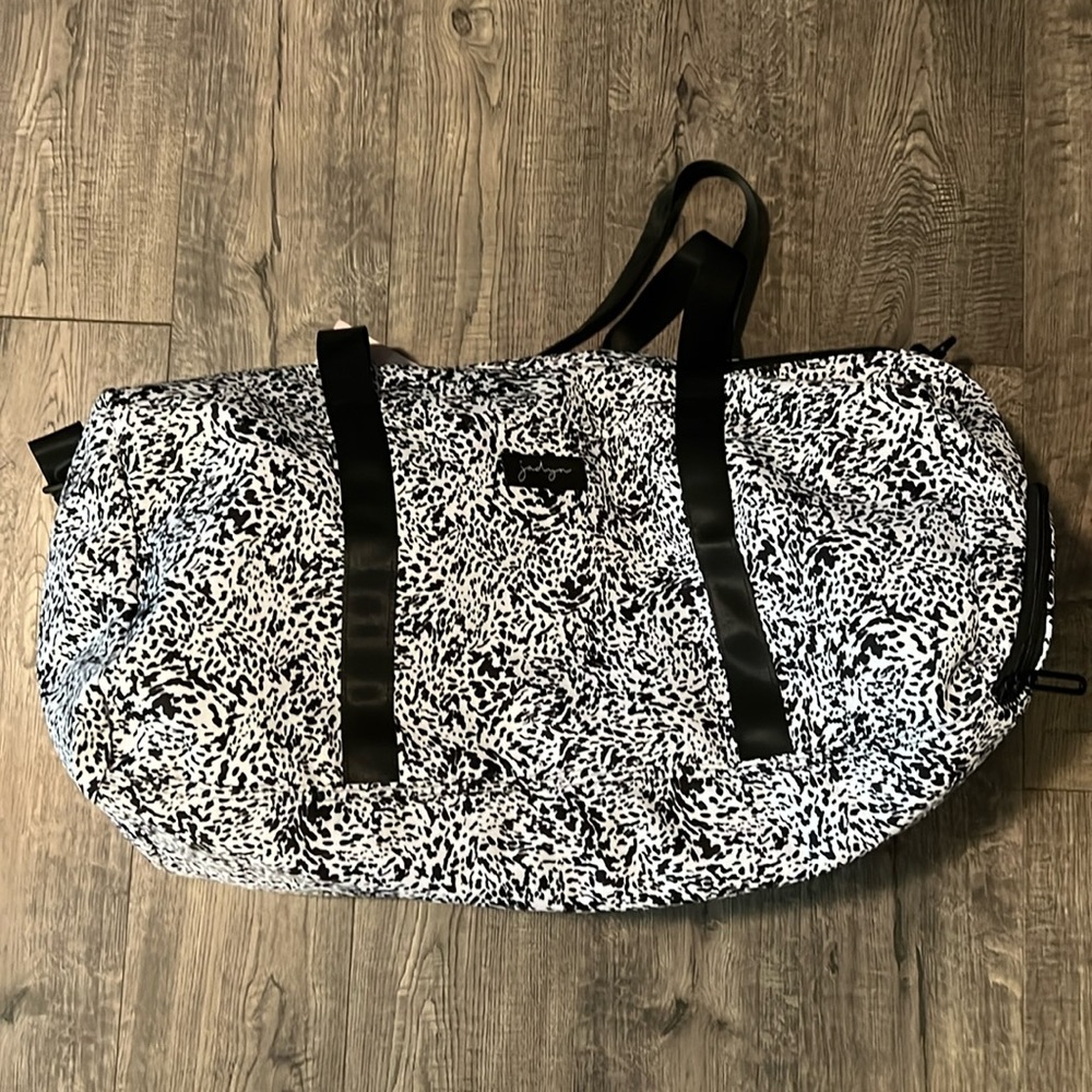 Large leopard print duffle